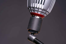 Load image into Gallery viewer, Aputure Accent B7c LED Mount